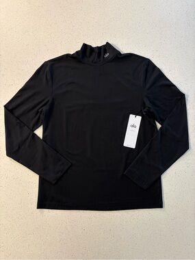ALO Yoga Men’s Black Conquer Reform Mock Neck Long Sleeve - size M *NWT